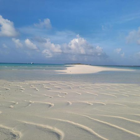 Royal Beach Dhigurah Dhigurah  Luaran gambar
