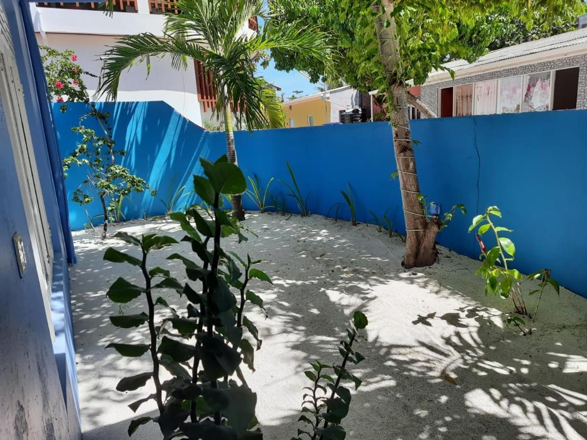 Royal Beach Dhigurah Dhigurah  Luaran gambar