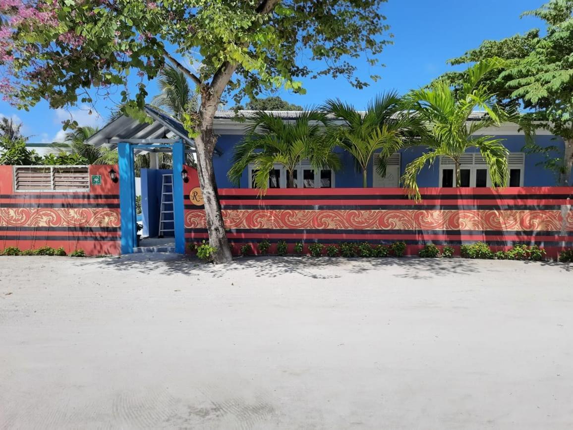 Royal Beach Dhigurah Dhigurah  Luaran gambar